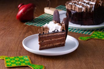 Raya Chocolate Cake